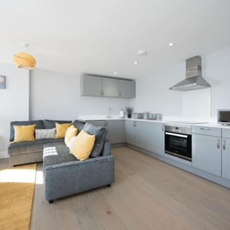 Beautiful, Spacious 1 Bed Flat Brentwood Bagian luar foto