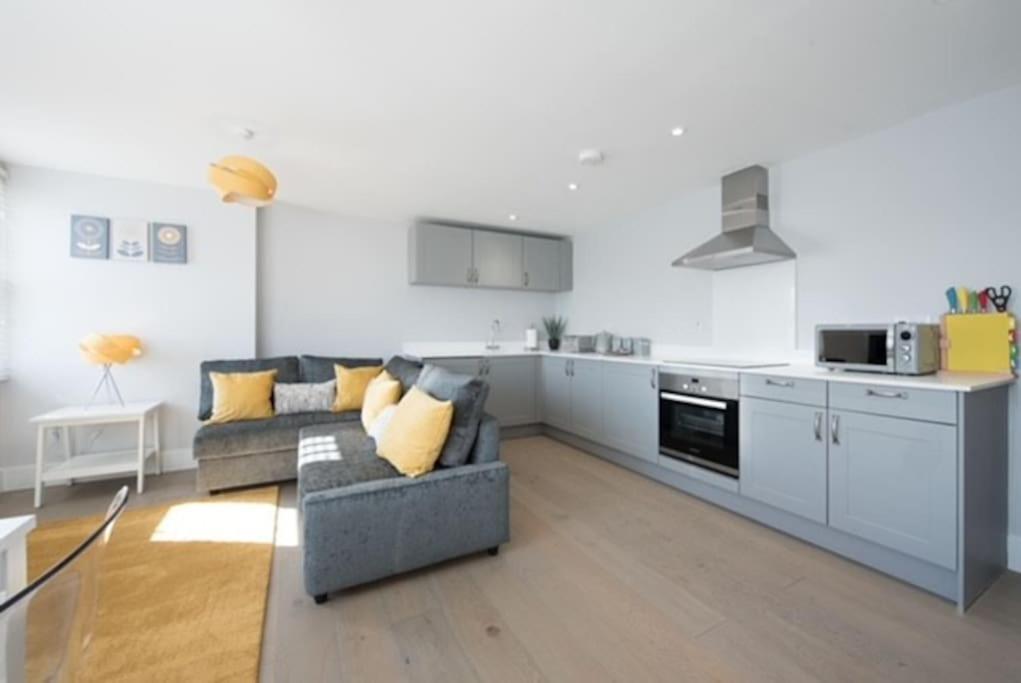 Beautiful, Spacious 1 Bed Flat Brentwood Bagian luar foto